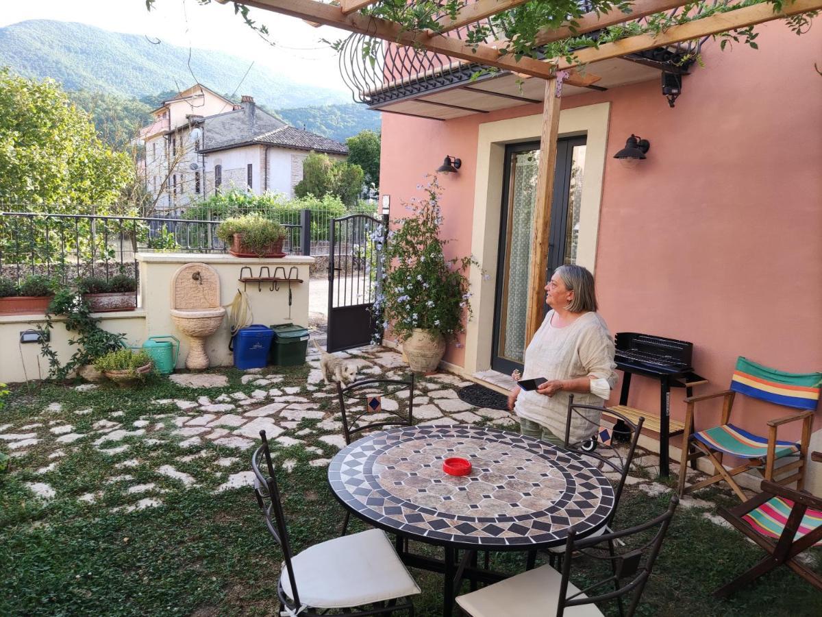 La Bottega Del Fabbro Affitto Breve Villa Contigliano Exterior foto
